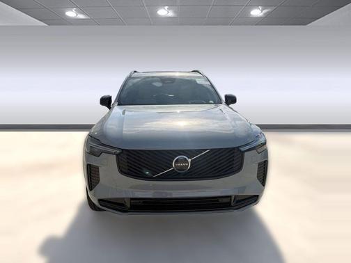 Vapour Grey Metallic 2026 Volvo XC90 Ultra Dark Theme, B6 AWD Gas (mild hybrid), Gasoline, 6 Seats