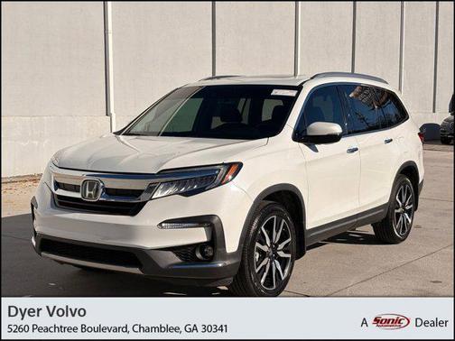 2022 Honda Pilot Touring 8-Passenger