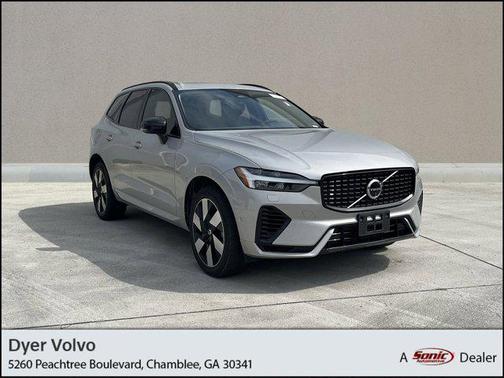 2024 Volvo XC60 Recharge Plug-In Hybrid T8 Plus Dark Theme