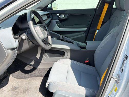 2023 Polestar 2 Long Range Dual Motor Performance