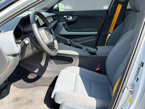 2023 Polestar 2 Long Range Dual Motor Performance