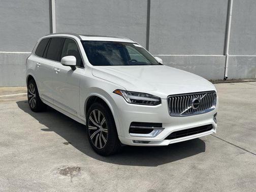 2024 Volvo XC90 B5 Core Bright Theme