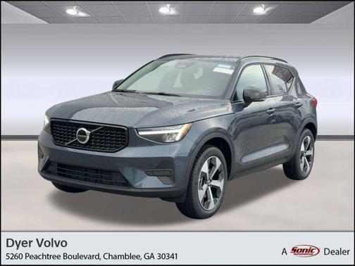 2026 Volvo XC40 B4 Core