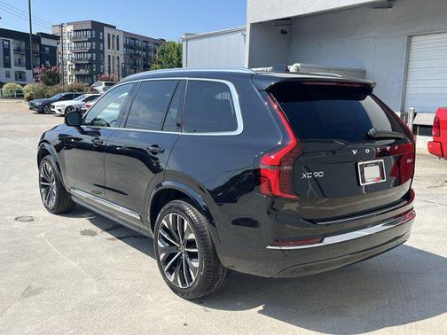 2025 Volvo XC90 B6 Ultra