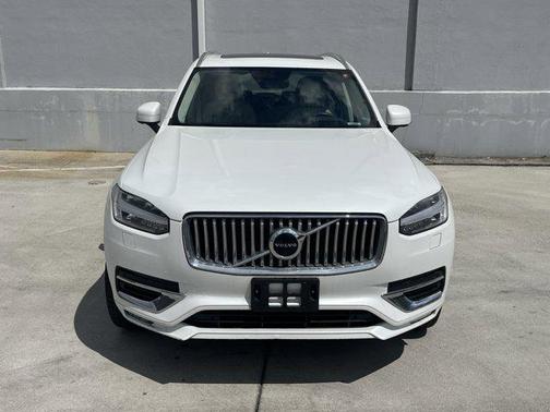 2022 Volvo XC90 T6 Inscription