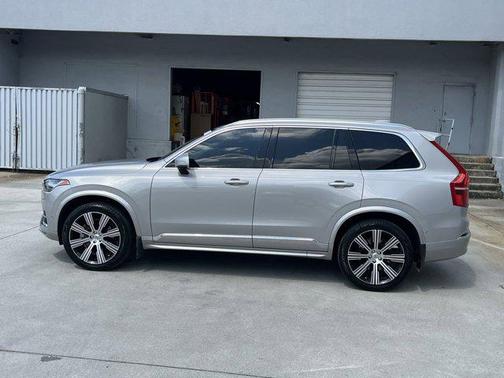 2023 Volvo XC90 B6 Ultimate 7-Seater
