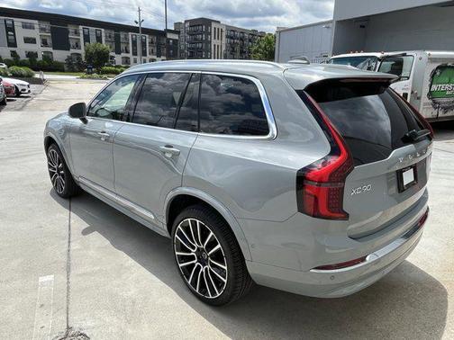 2025 Volvo XC90 B6 Ultra