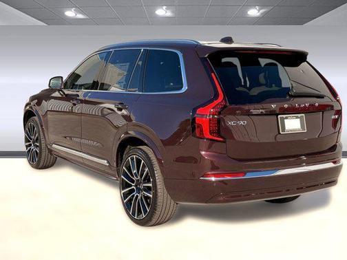 2026 Volvo XC90 B5 Plus 7-Seater