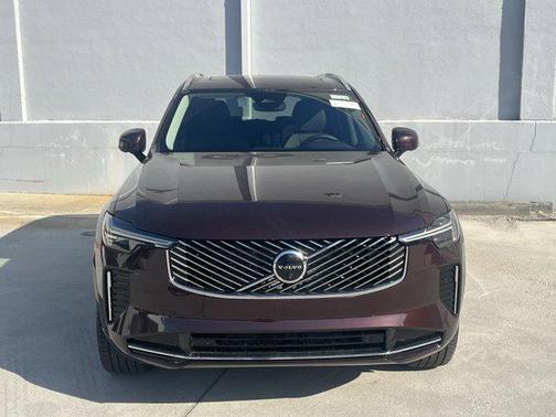 2025 Volvo XC90 B6 Plus 6-Seater