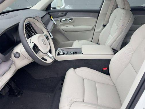 2026 Volvo XC90 Ultra, B6 AWD Gas (mild hybrid), Gasoline, Bright, 7 Seats