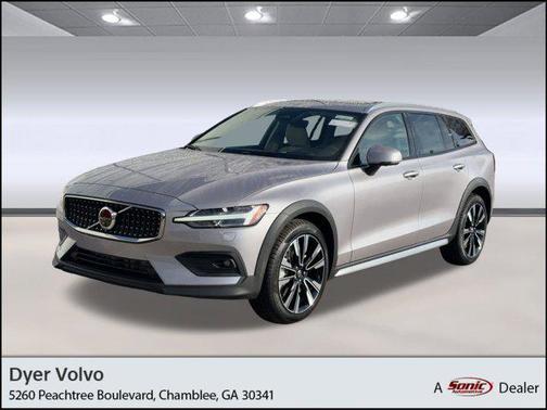 2026 Volvo V60 Cross Country B5 Ultra