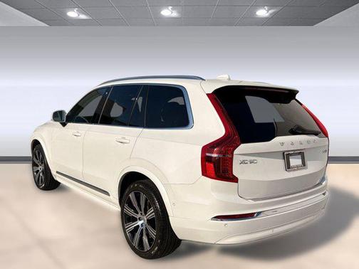 2024 Volvo XC90 B6 Plus Bright Theme 7-Seater