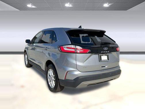Iconic Silver Metallic 2021 Ford Edge SEL
