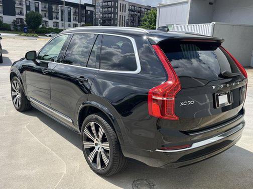 2024 Volvo XC90 B5 Plus Bright Theme