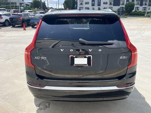 2024 Volvo XC90 B5 Plus Bright Theme