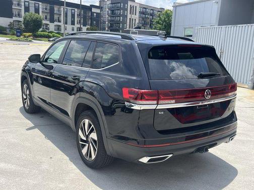 2024 Volkswagen Atlas 2.0T SE w/Technology 4MOTION