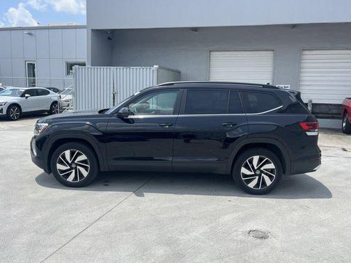 2024 Volkswagen Atlas 2.0T SE w/Technology 4MOTION
