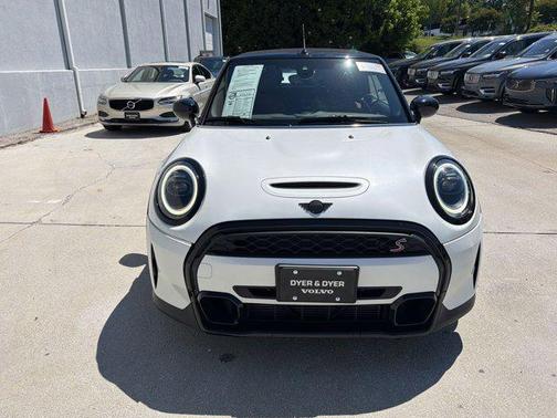 Nanuq White Metallic 2024 MINI Convertible Cooper S