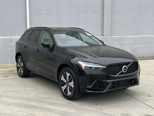 2025 Volvo XC60 Plug-In Hybrid T8 Core