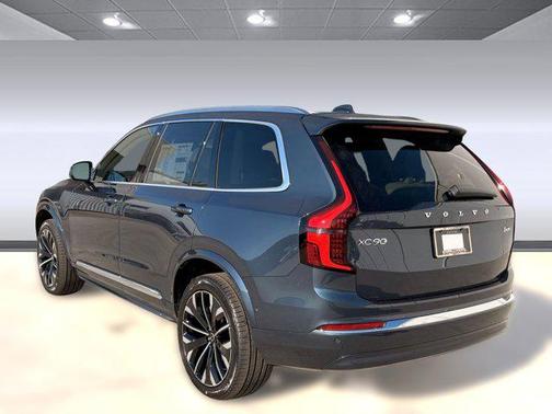 2026 Volvo XC90 B6 Ultra 7-Seater