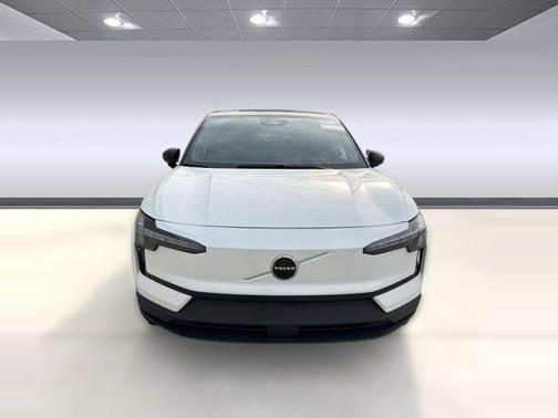 Crystal White Metallic 2026 Volvo EX30 Plus Twin Motor Performance, Fully electric