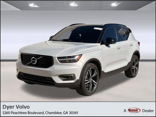 2020 Volvo XC40 T5 R-Design