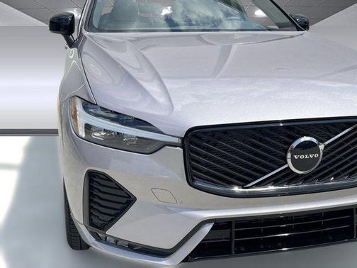 2026 Volvo XC60 B5 Core