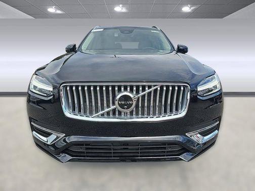 2024 Volvo XC90 Recharge Plug-In Hybrid T8 Plus Bright Theme 7-Seater