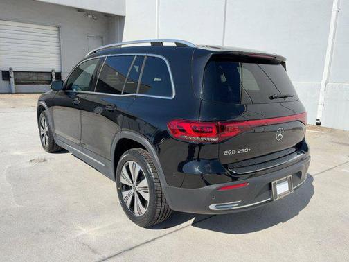 2023 Mercedes-Benz EQB 250 Base