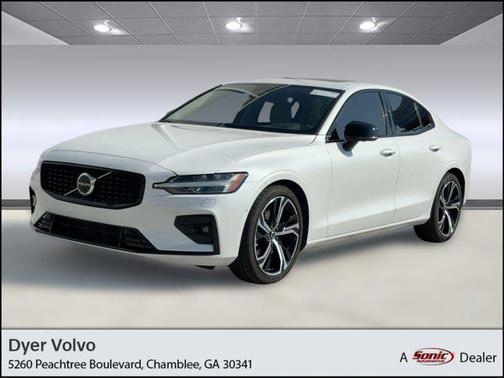 2024 Volvo S60 B5 Plus Dark Theme