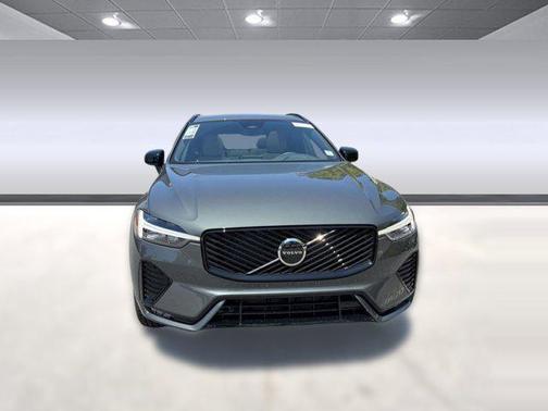 Forest Lake 2026 Volvo XC60 B5 Core