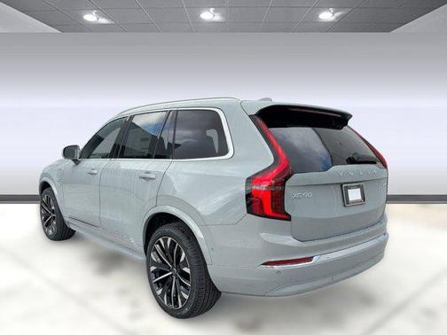 2026 Volvo XC90 Plug-In Hybrid T8 Plus 6-Seater