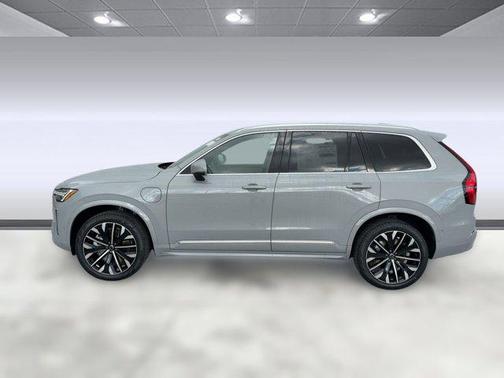 2026 Volvo XC90 Plug-In Hybrid T8 Plus 6-Seater