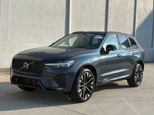 2026 Volvo XC60 B5 Ultra