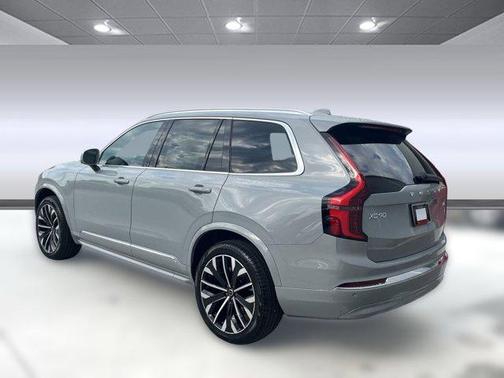 2026 Volvo XC90 B5 Core