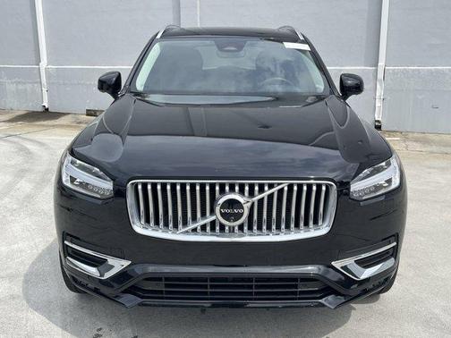 2024 Volvo XC90 B6 Plus Bright Theme 7-Seater