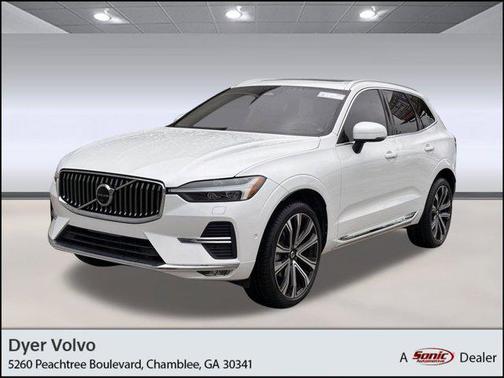 2023 Volvo XC60 B5 Ultimate Bright Theme