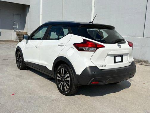2020 Nissan Kicks SV