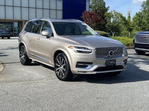 2023 Volvo XC90 B6 Plus 7-Seater