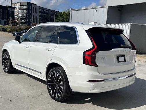 2026 Volvo XC90 B6 Plus 7-Seater