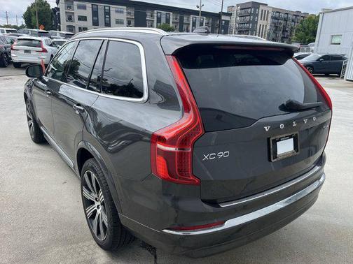 2025 Volvo XC90 Plug-In Hybrid T8 Plus 6-Seater