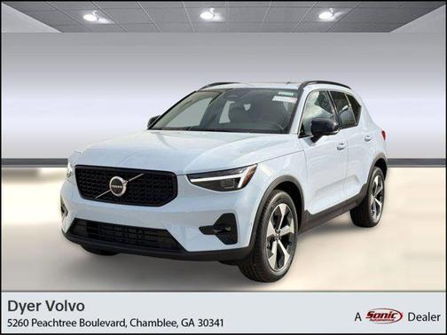 2026 Volvo XC40 Plus, B5 AWD Gas (mild hybrid), Dark