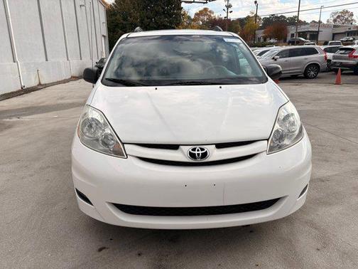 2006 Toyota Sienna LE