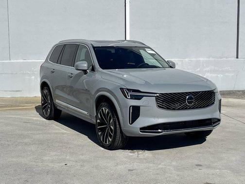 2025 Volvo XC90 Plug-In Hybrid T8 Plus 7-Seater