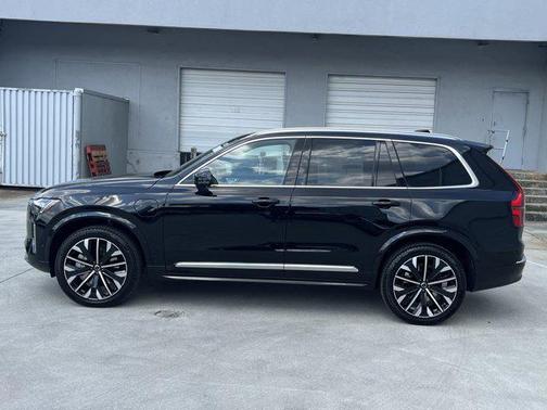 2026 Volvo XC90 Plug-In Hybrid T8 Ultra 6-Seater