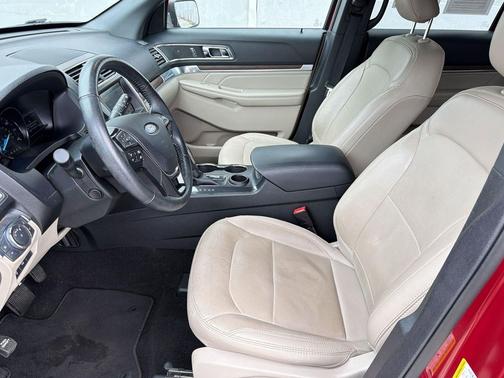 Red 2019 Ford Explorer Limited