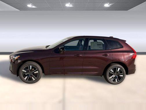 2026 Volvo XC60 B5 Core