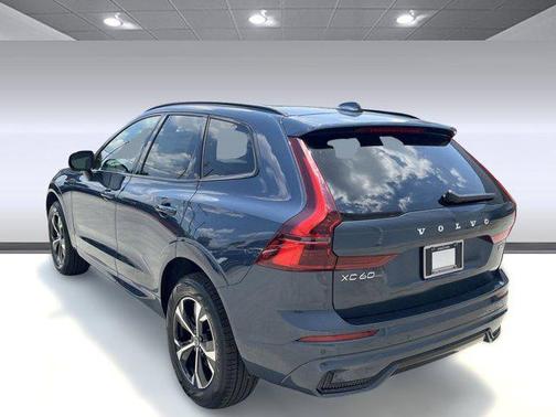 2026 Volvo XC60 B5 Core