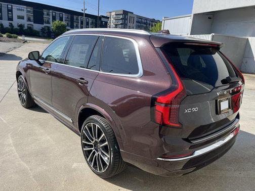 2025 Volvo XC90 B6 Ultra