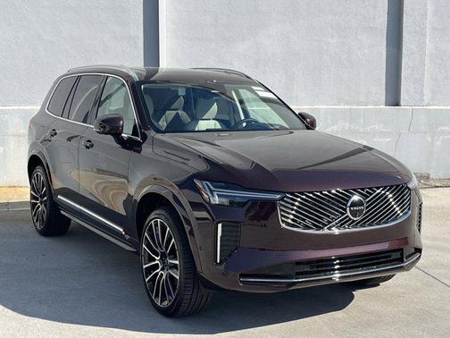 2025 Volvo XC90 B6 Ultra